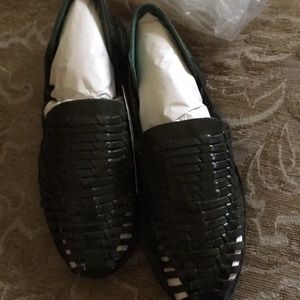 Green huarache men’s sandal